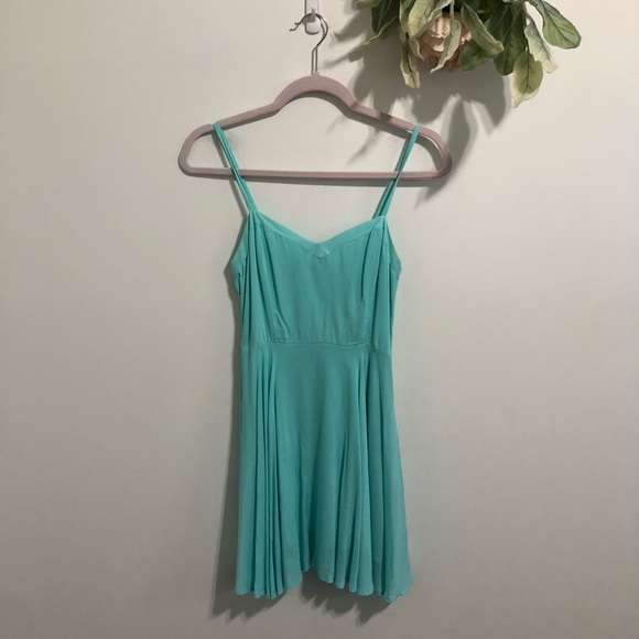 Mint talula Lipinski dress from Aritzia - Picture 8 of 10